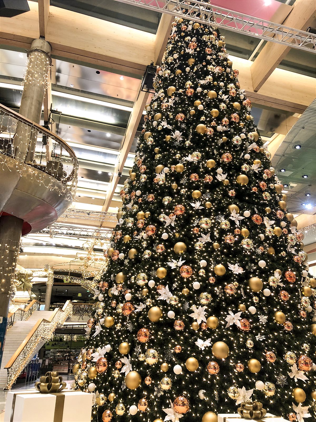Weihnachtszeit in der VARENA