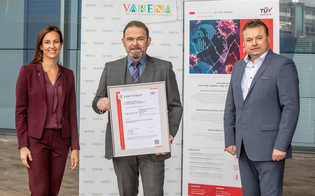 Bild3_Zertifikatsübergabe Hygienemanagement