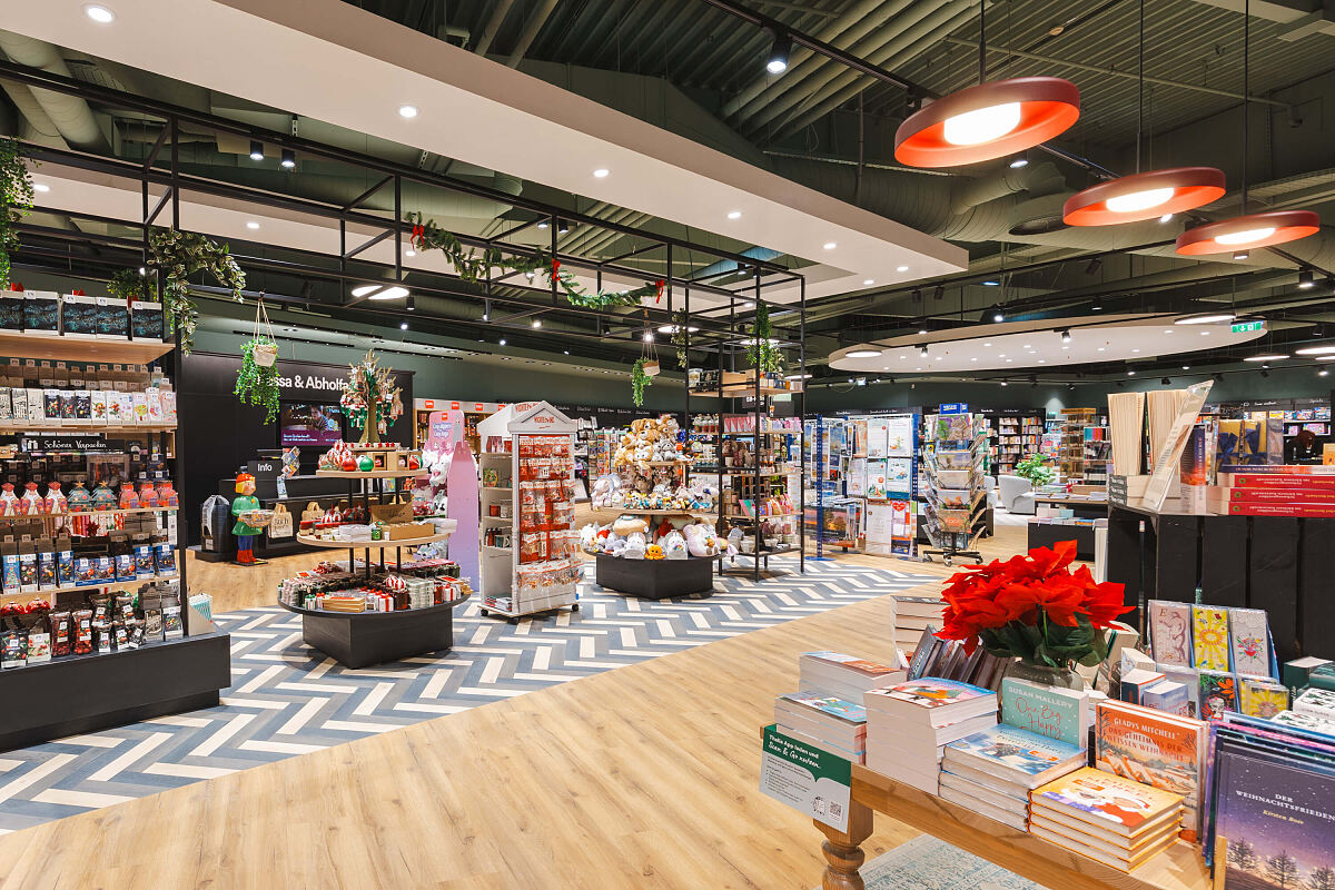 Bild 4: Innenansicht Thalia Buchhandlung VARENA Vöcklabruck © Agnes Mutschler